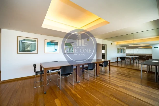 Imagem Imperdível apartamento de luxo com 4 quartos e 2 suítes no bairro Sumaré, São Paulo-SP! Venha conferir!
