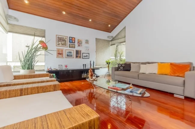 Imagem Casa City América - 383M², 3 Dorms, 3 Suítes, 2 Salas, Mobiliada, Móveis Planejados, Próximo ao Parque Toronto, Despensa, Depósito, Copa.