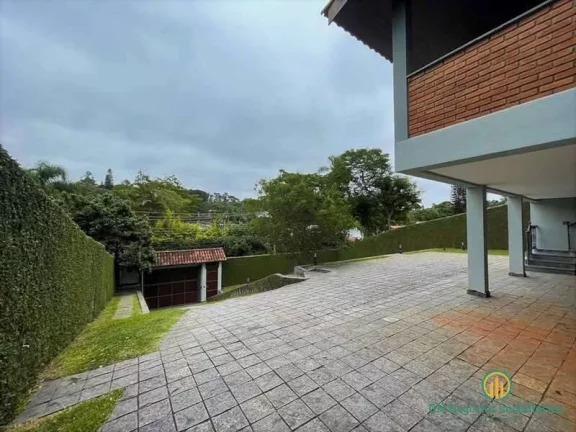 Imagem Casa no Miolo da Granja com 4d / 2sts, piscina, gourmet, hóspedes!