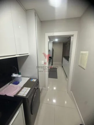 Imagem Apartamento mobiliado e decorado , aceita casa de alto padrão em Tijucas na negociação