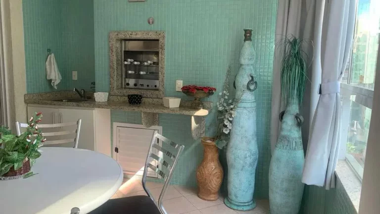 Imagem Apartamento Quadra mar 1 Suíte mais 2 Dormitórios e 2 Vagas na Garagem.