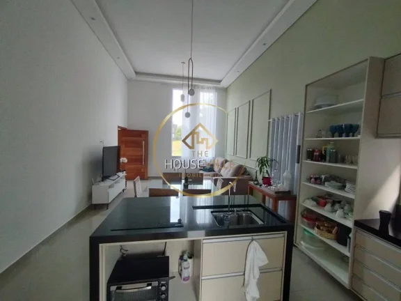 Imagem Casa Térrea, 3 dormitórios ( 1 suíte), 2 vagas, Terras do Vale Caçapava.