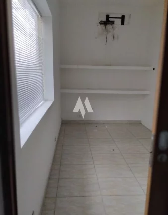 Imagem Excelente casa comercial com 396m2 de área construída