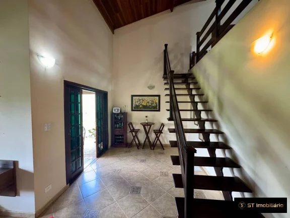 Imagem Casa à venda em Mairiporã/SP - Condomínio próximo ao centro, R$1.250.000!