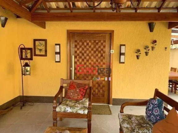 Imagem Casa com 3 dormitórios à venda, 300 m² por R$ 1.700.000 - Ogiva - Cabo Frio/RJ