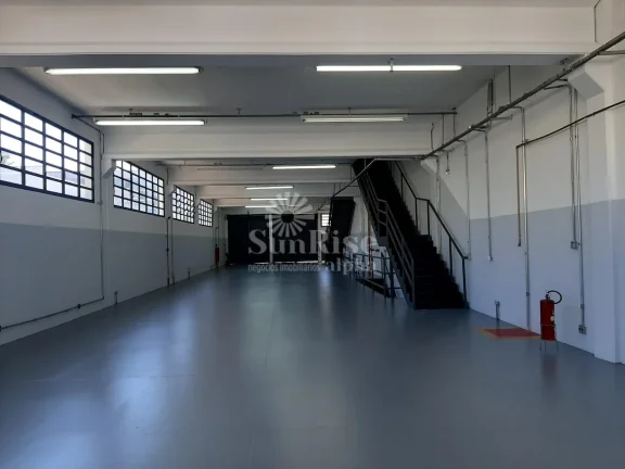 Imagem Prédio Comercial para alugar com 2 vagas 903 m² R$ 37.350,00 pacote Tamboré - Barueri/SP