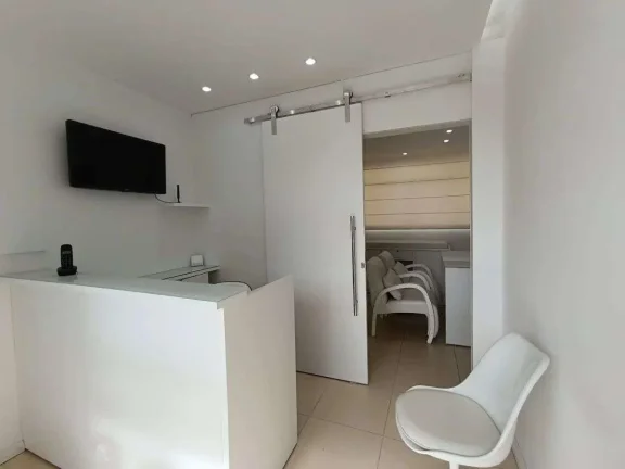 Imagem Oportunidade Imperdível: Sala Comercial com Acabamento de Qualidade no Ibiapaba