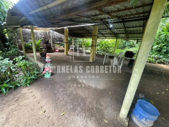 Imagem REFÚGIO DE LAZER E TRANQUILIDADE - 2.000M² DE NATUREZA E CONFORTO! 4QT, 1ST, 2WC EXTERNO, ACEITA TROCA OU VEÍCULOS.
