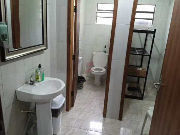 Imagem BARRACÃO/GALPÃO à venda com 1950m² por R$ 4.300.000,00 no bairro Vargem Grande - PINHAIS / PR