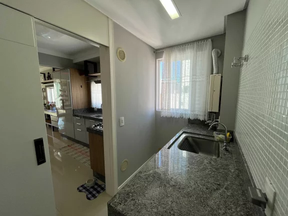 Imagem Apartamento duplex finamente mobiliado 3 suítes e 2 vagas no Centro de Balneário Camboriú/SC