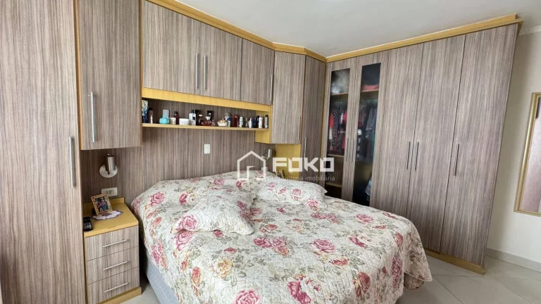 Imagem Apartamento com 3 dormitórios à venda, 81 m² por R$ 430.000,00 - Jardim Santa Mena - Guarulhos/SP