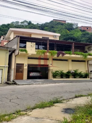 Imperdível casa à venda em Franco da Rocha-SP, bairro Companhia Fazenda Belém: 3 quartos, 1 suíte, 2 salas, 1 banheiro, 4 vagas, 253,70m²