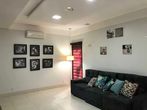 Casa alto padrão com 4 suítes 2 dormitórios e 4 vagas na garagem no Jardim riva