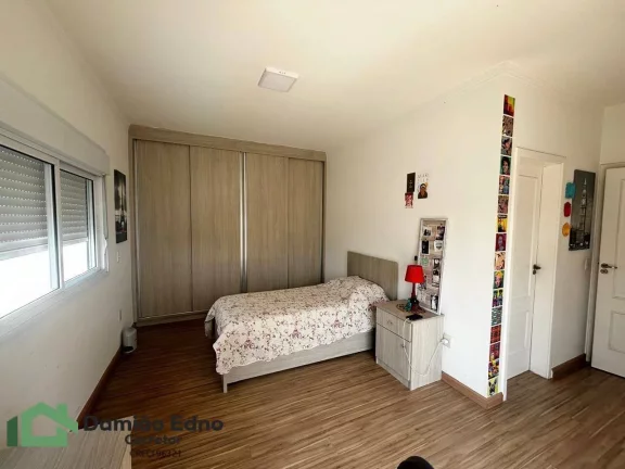Imagem Casa cond. jatobá Jundiaí,3 suítes sendo 1 master At 354 Ac 275