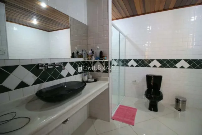 Imagem Casa à venda, com 5 quartos, 283m2