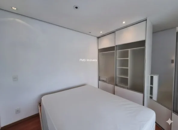 Imagem Apartamento Duplex com 1 dormitório no Campo Belo