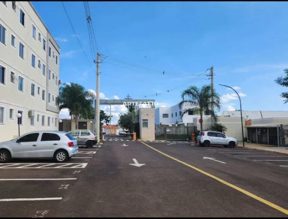 Imagem Vende-se apartamento condomínio Filadélfia