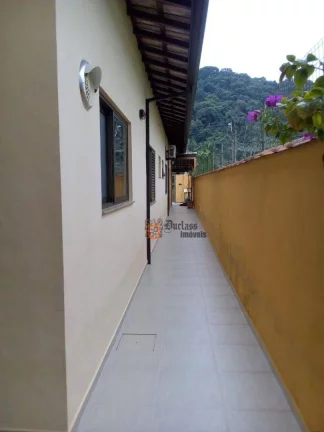 Imagem Casa com 4 dormitórios à venda, 252 m² por R$ 750.000 - Maranduba - Ubatuba/SP