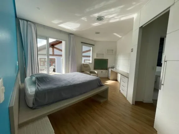 Imagem Casa com 4 dormitórios para alugar- Jurerê - Florianópolis/SC