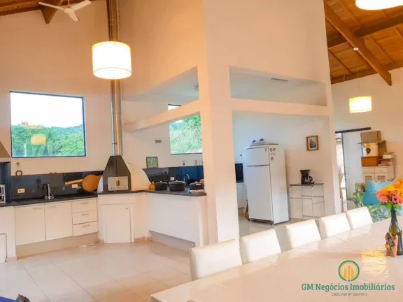Imagem Casa diferenciada no condomínio Vila Verde - km 36 pela Raposo Tavares