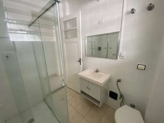 Imagem Apartamento a venda em Santos no Gonzaga de Frente