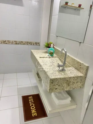 Imagem Apartamento à venda em Guarujá-SP, Pitangueiras: 1 quarto, 2 salas, 1 banheiro, 46m² de área. Venha conferir!