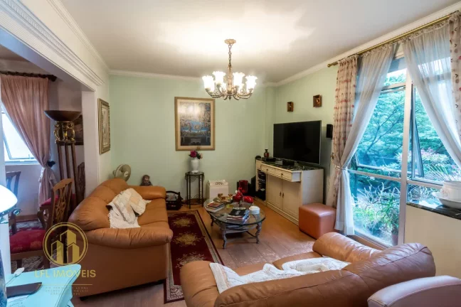 Imagem Amplo Apartamento à Venda: 3 dormitórios sendo 1 suíte , 1 vaga. Av. Nove de Julho, Jardim Paulista