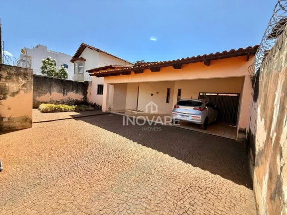 Imagem Casa com 3 dormitórios à venda, 234 m² por R$ 600.000,00 - Alto da Boa Vista - Itumbiara/GO