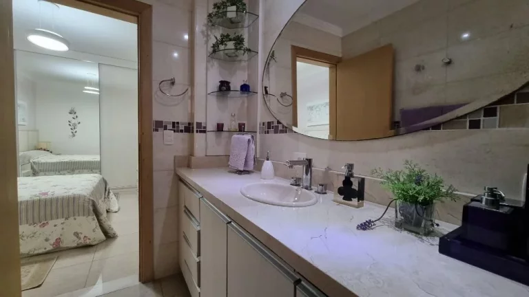 Imagem Apartamento à venda, 109 m² por R$ 950.000,00 - Pitangueiras - Guarujá/SP