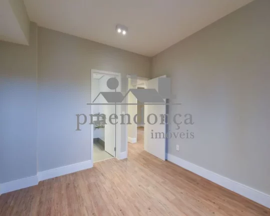 Imagem Apartamento com 3 quartos,1 suite, 2 vagas, 140 m²