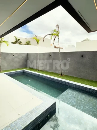 Imagem Casa à venda no Alphaville com 4 suítes, gourmet, piscina, PETROLINA - PE