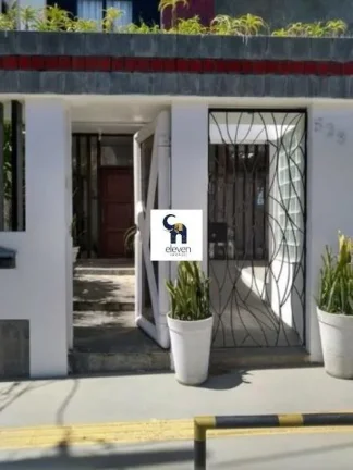 Imagem Casa para Venda em Salvador, Pituba, 5 dormitórios, 6 banheiros, 6 vagas