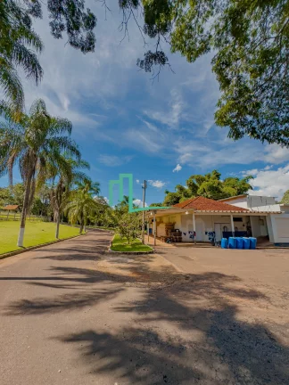 Imagem IMÓVEL INDUSTRIAL COM CAMARAS FRIAS E ÁREA DE LAZER COM DUAS CASAS PARA RENDA DISPONÍVEL Á VENDA EM CRISTAIS PAULISTA COM EXCELENTE LOCALIZAÇÃO