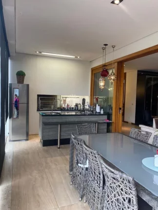 Imagem Casa Alto Padrão