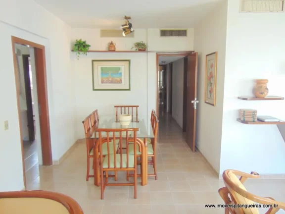 Imagem Pitangueiras - Duas quadras da praia - 130 m² úteis - 02 vagas.