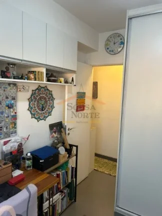 Imagem Apartamento à venda com 57 m², 2 dormitórios com armários, sacada ampla integrada à cozinha, sa...