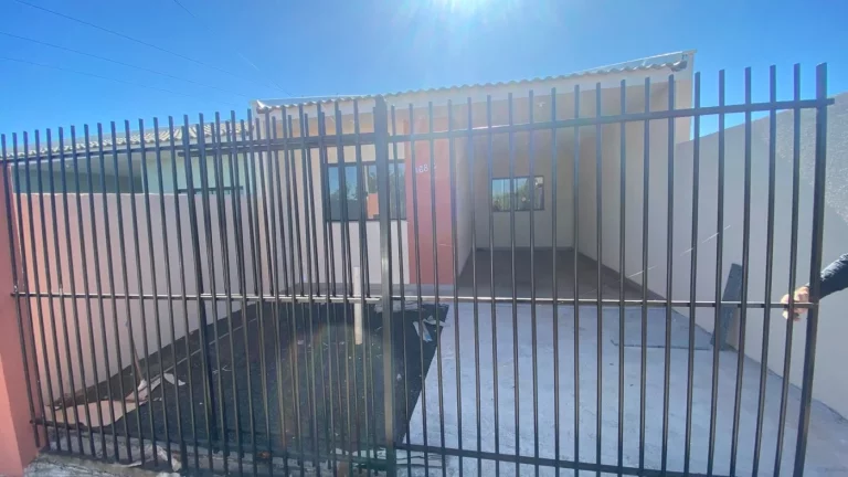 Casa Geminada para Venda em Floresta, JARDIM MONTE VERDE, 2 dormitórios, 1 banheiro, 2 vagas
