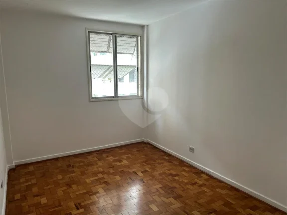 Imagem Apartamento à venda com 2 quartos no condomínio Ed. Emília, São Paulo - SP