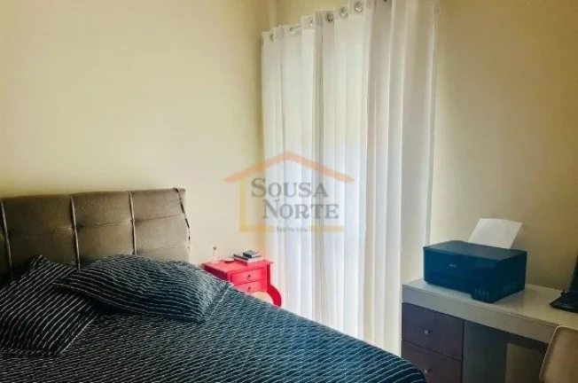 Imagem Casa em Condomínio Fechado, local alto, vista privilegiada para a Serra da Cantareira.
São 3 dormi...