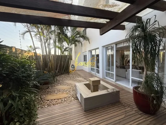 Imagem Sobrado mobiliado e decorado com piscina