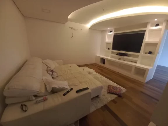 Imagem Sobrado com 4 dormitórios à venda, 850 m² por R$ 17.000.000,00 - Taboão - Mogi das Cruzes/SP