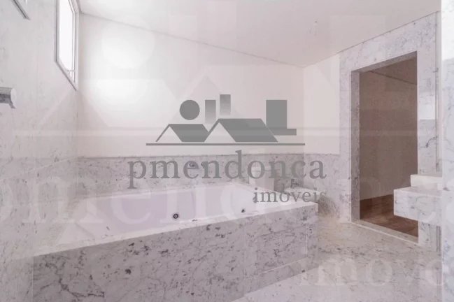 Imagem Rua Curitiba, andar alto, vista para o parque, 4 suites, lareira, churrasqueira.6 vagas