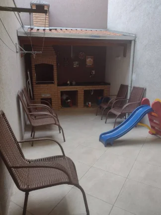 Imagem Sobrado 156 metros 3 Dormitorios sendo 1 Suite e 2 vagas de Gargens