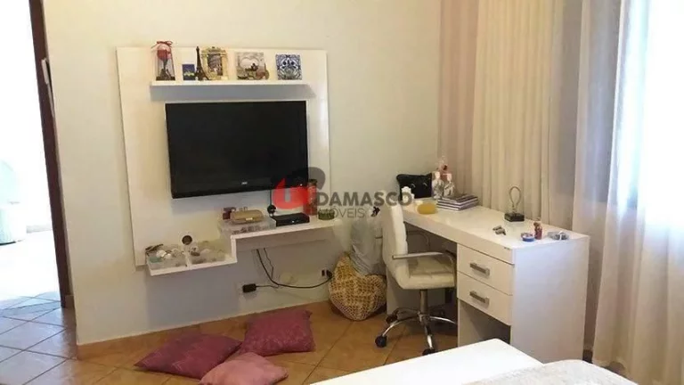 Imagem Sobrado à venda 3 Quartos, 1 Suite, 5 Vagas, 239M², Osvaldo Cruz, São Caetano do Sul - SP
