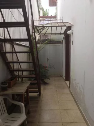 Imagem Casa à venda no Brooklin, Rua Califórnia, 3 quartos sendo 1 suíte, 220m², 3 vagas de garagem.