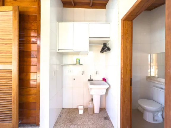 Imagem casa em condomínio com piscina Itatiba