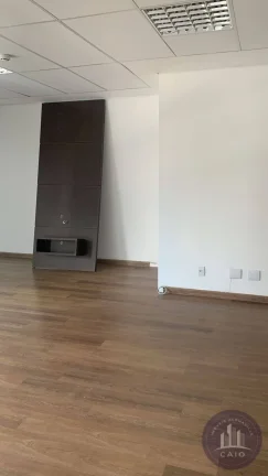 Imagem Sala com 112 m² para aluguel por R$ 6.600,00 - Alphaville/SP