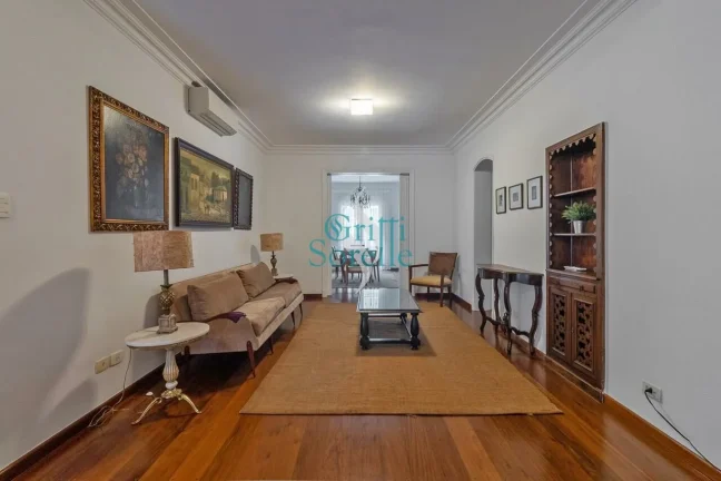 Imagem Casa/Sobrado à Venda em Jardim Europa - São Paulo/SP.