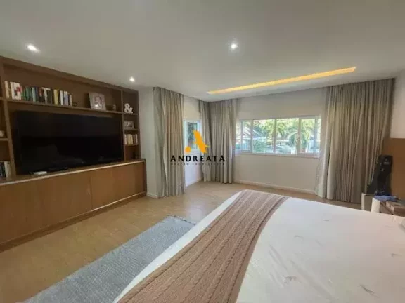 Imagem Rua Senador Júlio Leite - Reserva Itanhangá - Casa moderníssima com amplos cômodos, iluminação natural e linda vista para as montanhas da região.