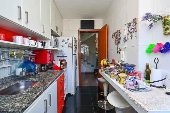 Imagem Cobertura com 180m² localizada no bairro Santa Inês, em Belo Horizonte, ideal para quem busca espa...